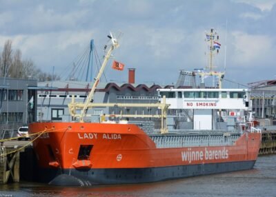 Lady Alida in Delfzijl, 16-04-2016