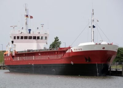 Maike moored in Hüsum, 27-06-2014