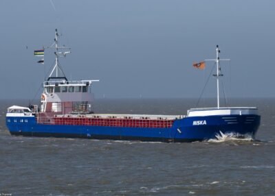 Miska passing Cuxhaven, 21-07-2013