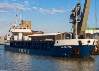 Parsival moored in Leer, 23-02-2013