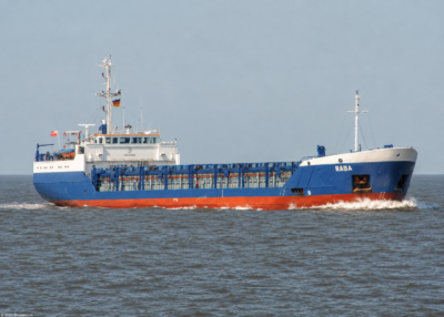 Raba passing Cuxhaven, 07-05-2011