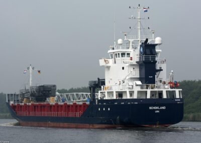 Schokland in Kiel Canal passing Burg, 28-06-2014