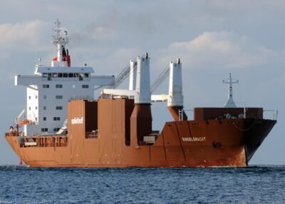 Singelgracht on river Ems, 02-06-2012