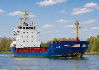 Soave in Kiel Canal passing Burg, 03-04-2010