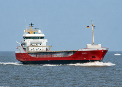 Sydgard passing Cuxhaven, 07-05-2011