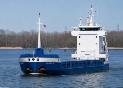 Ulrike G. in Kiel Canal passing Rendsburg, 08-04-2012