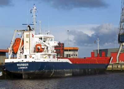 Warber in Delfzijl, 05-12-2010