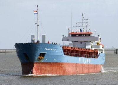 Wilson Blyth arriving in Delfzijl, 08-10-2011