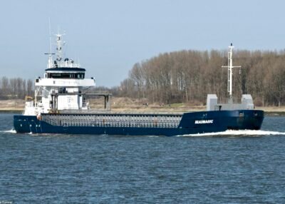 Beaumagic passing Rozenburg, 11-03-2012