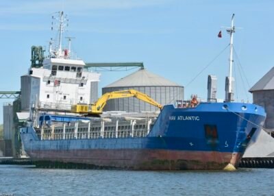 Hav Atlantic moored in Randers, 17-06-2017