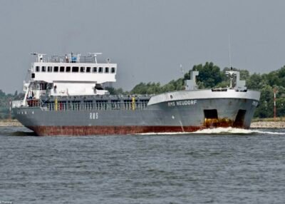 RMS Neudorf on river Rhine passing Emmerich, 21-07-2010