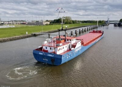 Eems Cobalt arriving in Delfzijl, 13-05-2022