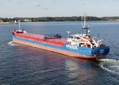 Eems Solar arriving at Orehoved, 21-08-2022