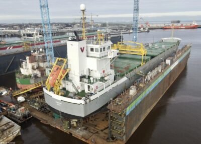 Eemshorn docked at Niestern Sander in Delfzijl, 28-01-2023