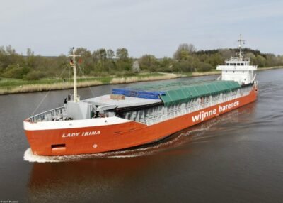 Lady Irina in Kiel Canal passing Breiholz, 28-04-2023