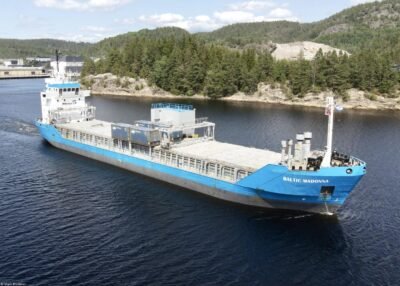 Baltic Madonna leaving Skien, 22-06-2023