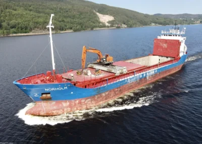 Norholm passing Svelvik, 24-06-2023