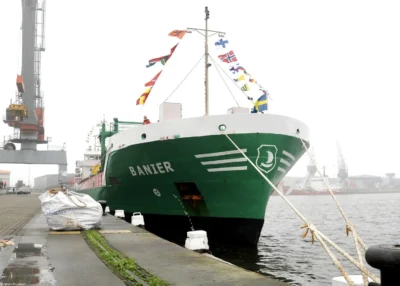 Banier moored in Delfzijl, 01-11-2009