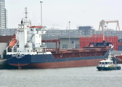 Amber Spirit moored at Rotterdam Waalhaven, 17-12-2023