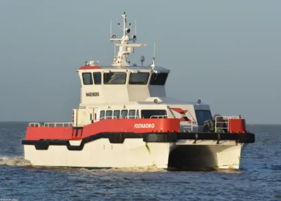 Fostaborg arriving in Holwerd, 27-01-2023