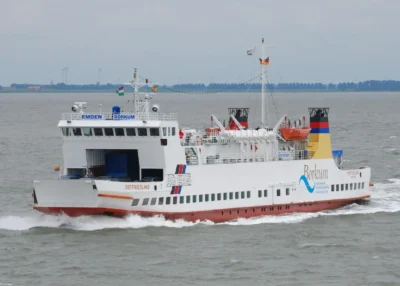 Ostfriesland on river Ems, 03-07-2007