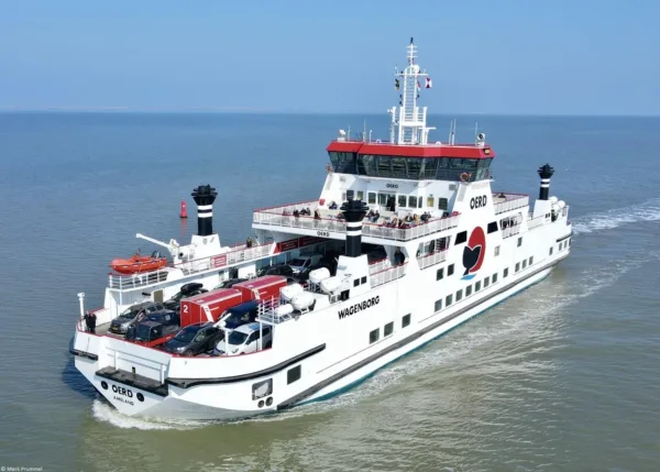 Oerd arriving in Nes, 21-03-2022