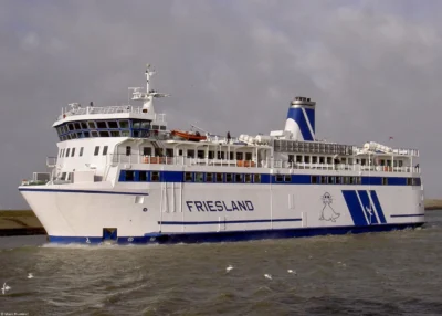 Friesland departing from Harlingen, 07-02-2004