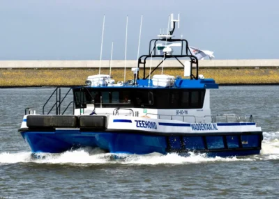 Zeehond departing from Harlingen, 22-04-2012