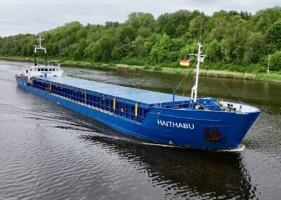 Haithabu in Kiel Canal passing Grünenthal, 17-05-2024