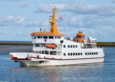 Langeoog IV arriving at Langeoog, 14-09-2024