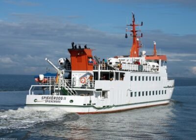 Spiekeroog II departing from Neuharlingersiel, 16-09-2024
