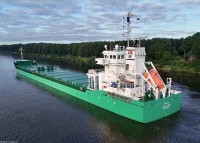 Arklow Bank in Kiel Canal passing Hohenhörn, 25-07-2024