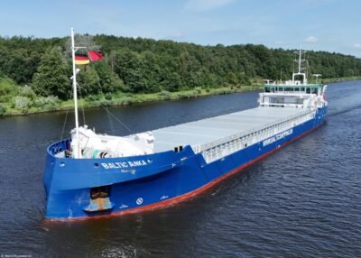 Baltic Anka in Kiel Canal passing Hohenhörn, 25-07-2024