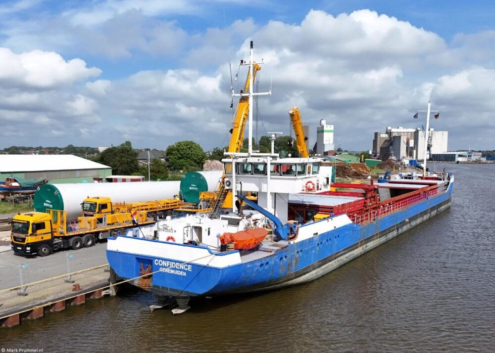 Confidence moored in Husum, 23-07-2024