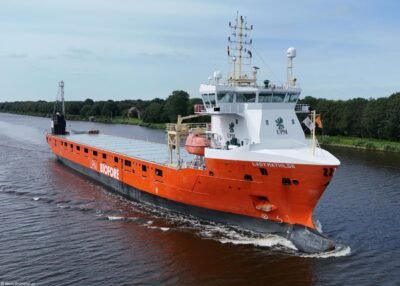 Lady Mathilde in Kiel Canal passing Hohenhörn, 25-07-2024