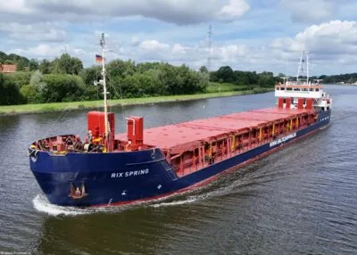 Rix Spring in Kiel Canal passing Rendsburg, 24-07-2024