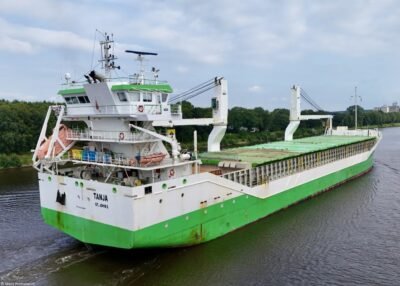 Tanja in Kiel Canal passing Hohenhörn, 23-07-2024