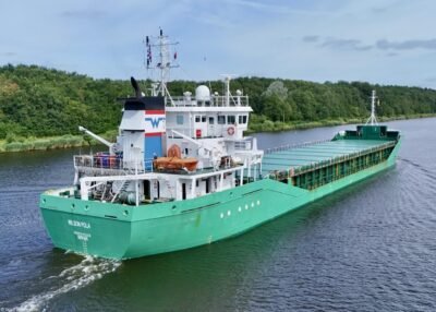 Wilson Pola in Kiel Canal passing Hohenhörn, 25-07-2024