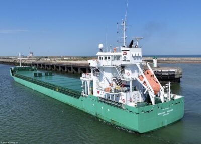 Arklow Archer arriving in Dunkirk, 12-08-2024