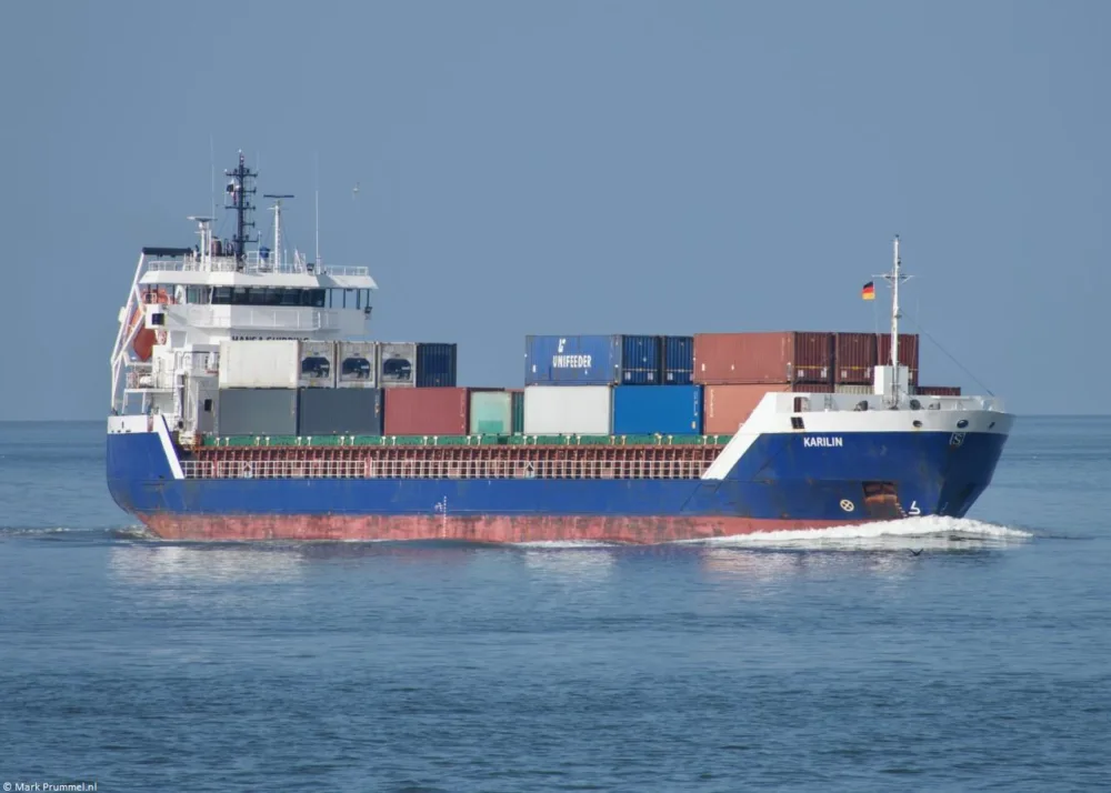 Karilin passing Cuxhaven, 31-08-2024