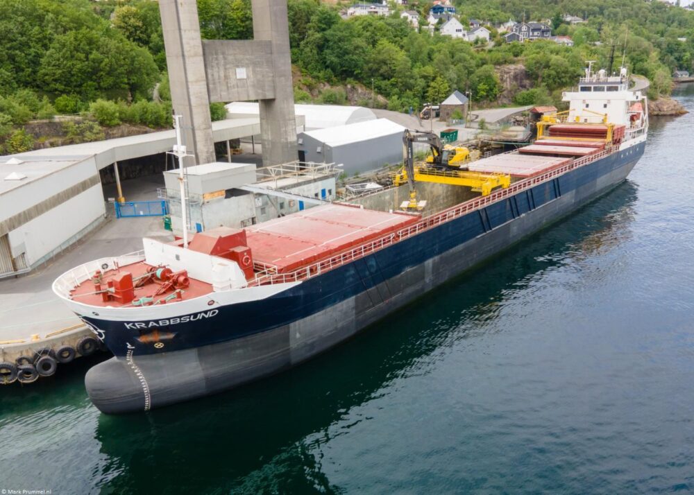 Krabbsund discharging in Knarrevik, 13-06-2023