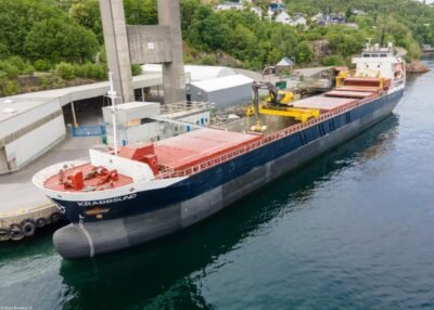 Krabbsund discharging in Knarrevik, 13-06-2023