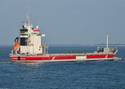 Ziltborg on river Elbe passing Cuxhaven, 31-08-2024