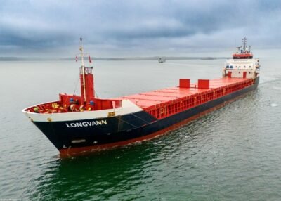 Longvann arriving in Skaerbaek, 26-12-2024