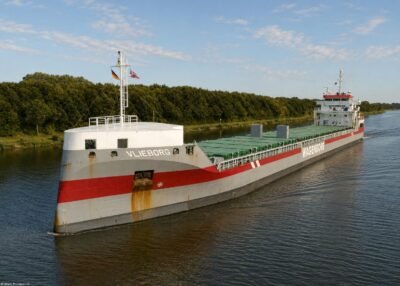 Vlieborg in Kiel Canal passing Hohenhörn, 25-07-2024