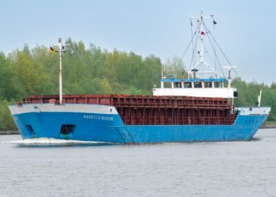 Rebecca Rousing in Kiel Canal passing Burg, 09-05-2013
