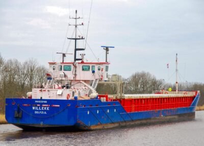Willeke arriving in Delfzijl, 24-02-2008
