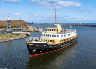 Friesland arriving in Enkhuizen, 29-03-2025