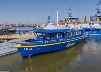 Inselexpress 2 moored in Lauwersoog, 12-04-2025