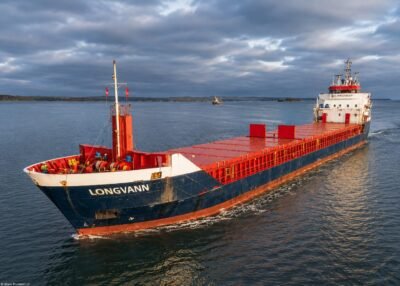 Longvann arriving in Skaerbaek, 26-12-2024
